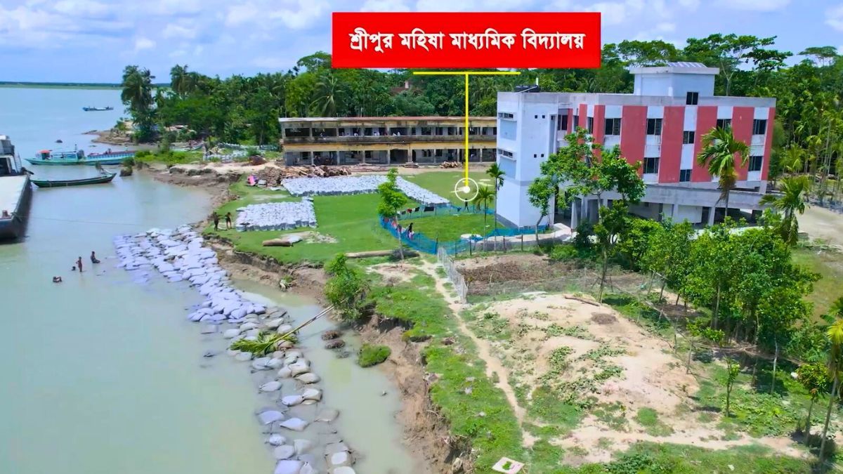 ‘স্কুলটা বুঝি আর থাকবে না’ শেষ মুহূর্তে রক্ষা