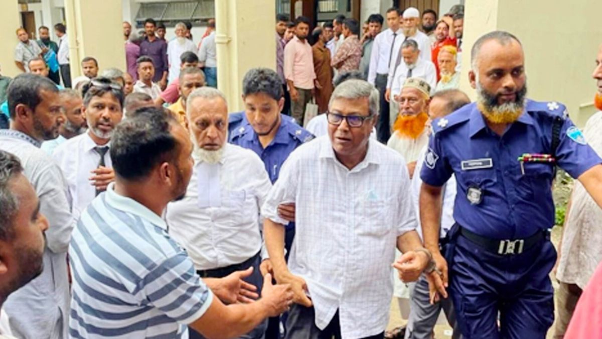 ঢাকার পর এবার চাঁদপুরে মামলায় কারাগারে আ.লীগ নেতা নাছির উদ্দিন