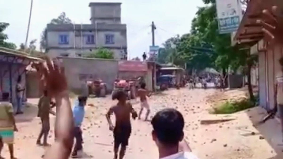 মুন্সীগঞ্জে বিদ্যুৎ বিল নিয়ে টেঁটাযুদ্ধ, আহত ১০