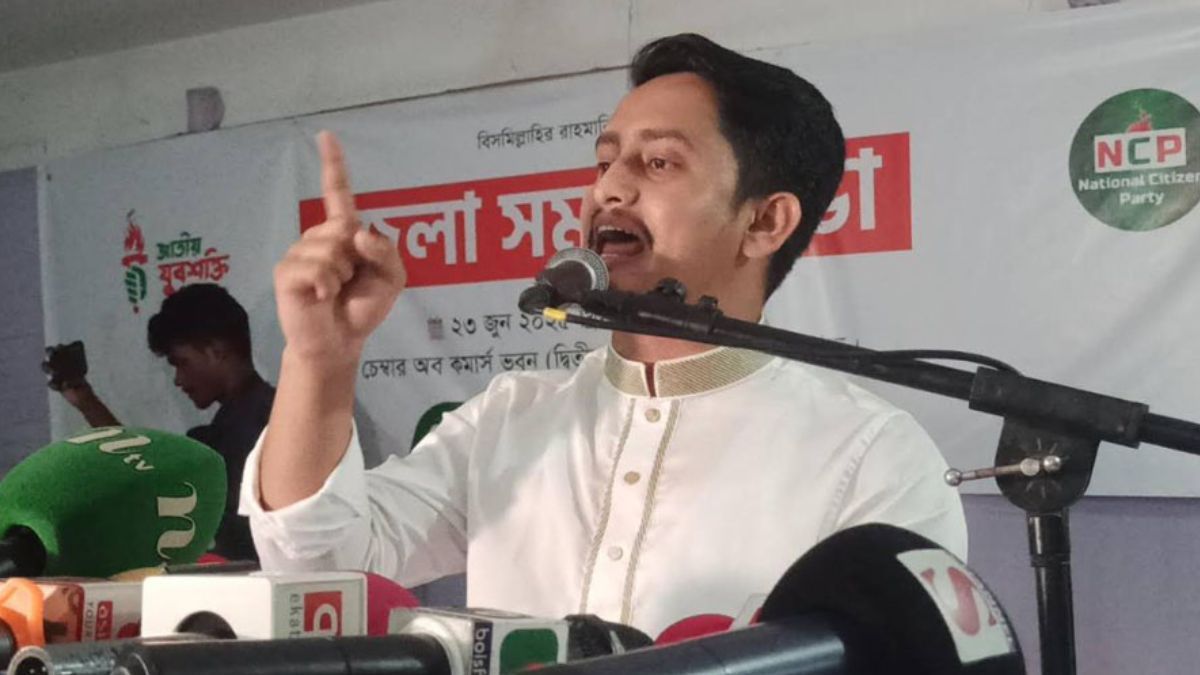 অন্তর্বর্তী সরকারকে দুর্বল সরকার হিসেবে দেখতে চাই না