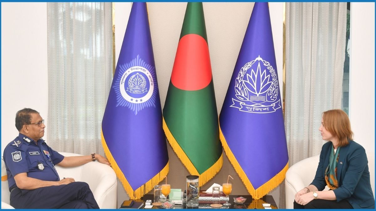 অস্ট্রেলিয়ান হাই কমিশনারের সঙ্গে আইজিপির সৌজন্য সাক্ষাৎ