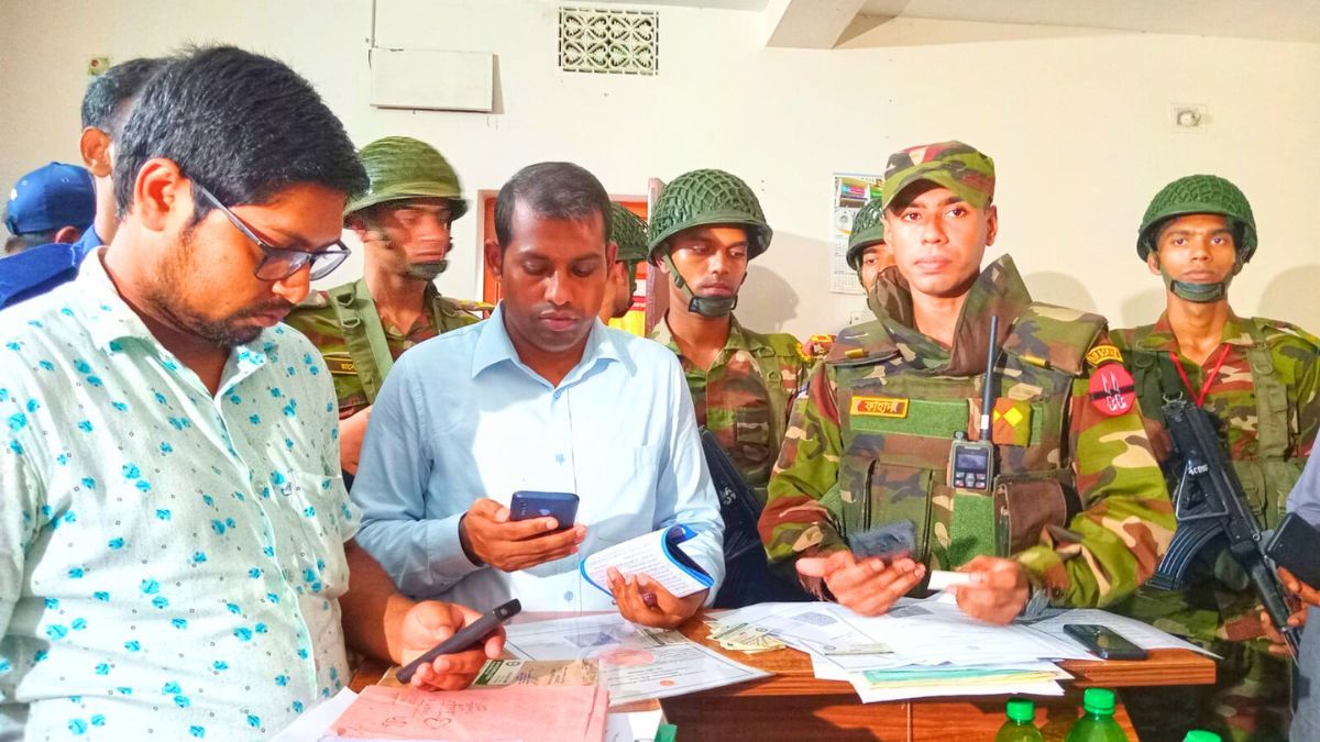বগুড়ায় সেনাবাহিনী-প্রশাসনের অভিযানে অবৈধ ক্লিনিক সিলগালা