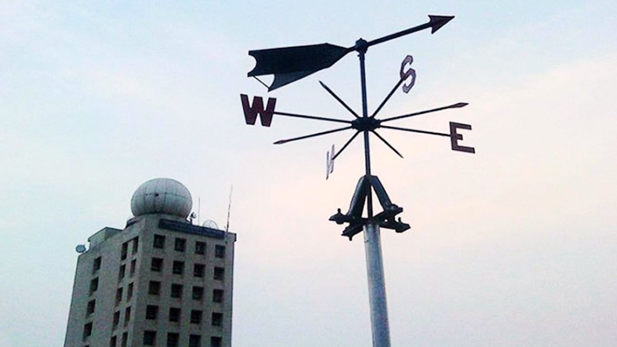 সকালের মধ্যে ৭ জেলায় ৬০ কিমি বেগে ঝড়ের আভাস