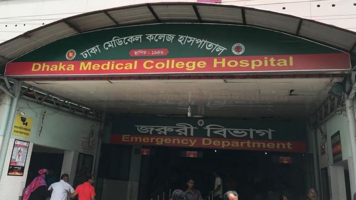 ঢামেকে চিকিৎসককে মানসিক রোগীর চড়, থানায় সোপর্দ