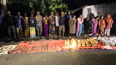 ফরিদপুরে যৌথবাহিনীর অভিযানে বিপুল পরিমাণ মাদক ও অস্ত্রসহ আটক ১৫
