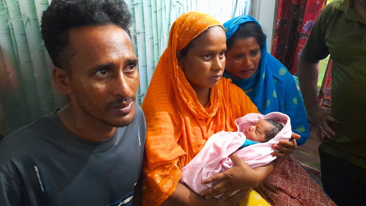 শেরপুরে ইউনাইটেড হাসপাতাল থেকে চুরি হওয়া নবজাতক উদ্ধার