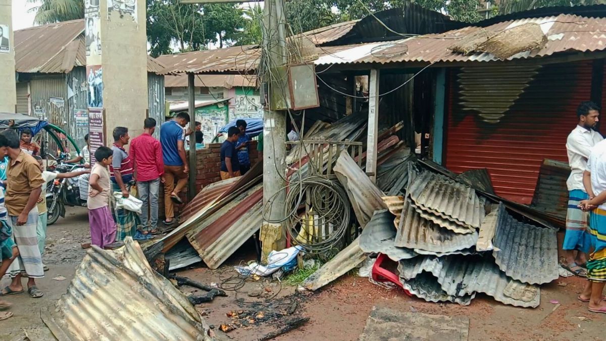 শ্রীবরদীতে ভয়াবহ অগ্নিকাণ্ড, ভস্মীভূত তিন ব্যবসা প্রতিষ্ঠান