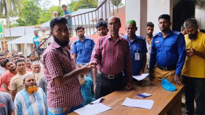বাউফলে সেনাবাহিনীর হস্তক্ষেপে ঘুষের ২ লাখ টাকা ফেরত পেল জেলেরা