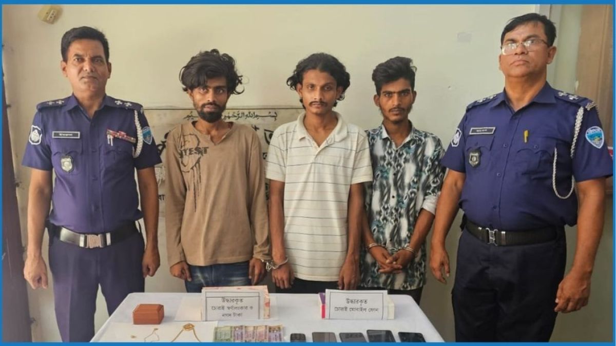 পটিয়ায় চুরি যাওয়া স্বর্ণালংকার-নগদ টাকা উদ্ধার, গ্রেপ্তার ৩