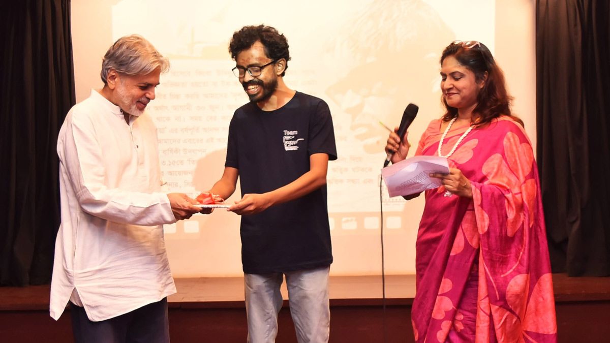 জমজমাট ‘দৃশ্যছায়া’ আনন্দ সভা
