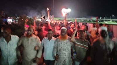 বিএনপির সম্মেলন প্রস্তুতি কমিটি বাতিলের দাবিতে মশাল মিছিল