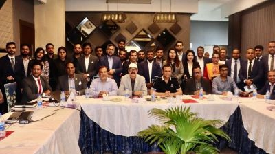 কক্সটুডে ও ডি’মোরের বিক্রয় ও সমন্বয় সভা অনুষ্ঠিত
