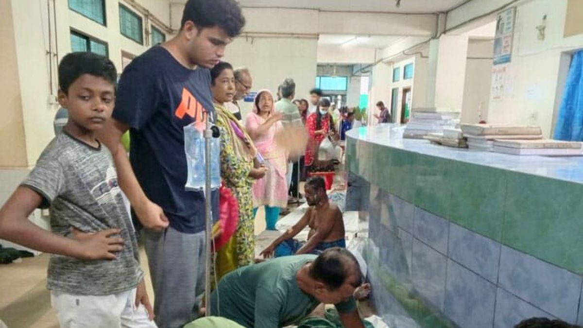 দিনাজপুরে গ্যাস সিলিন্ডার বিস্ফোরণে নারী-শিশুসহ আহত ৮