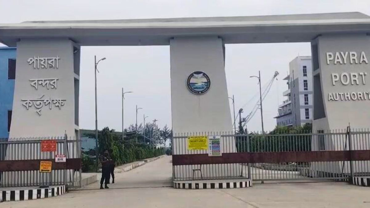 উপকূলে বৃষ্টিপাত অব্যাহত, সমুদ্রবন্দর ৩ নম্বর সতর্ক সংকেত
