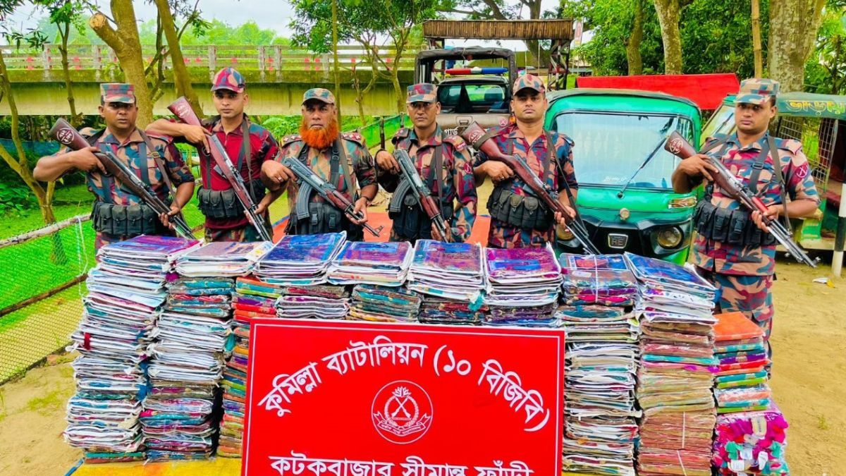 কুমিল্লায় সীমান্ত থেকে ৪৭ লাখ টাকার ভারতীয় শাড়ি জব্দ