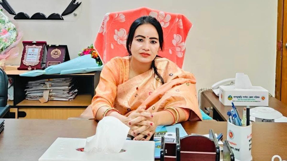 দুর্নীতি-ঘুষ-স্বজনপ্রীতির অভিযোগে খাগড়াছড়ি জেলা পরিষদ চেয়ারম্যানের কার্যক্রমে স্থগিতাদেশ