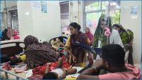 ডেঙ্গু-করোনা আতঙ্কের মাঝে ভাইরাল জ্বর, হাসপাতালে বাড়ছে রোগীর ভিড়