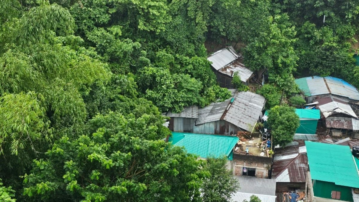 বান্দরবানে টানা বর্ষণে পাহাড় ধসের শঙ্কা