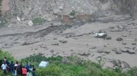 নেপাল-চীন সীমান্তে ভয়াবহ বন্যা : ৮ মরদেহ উদ্ধার, নিখোঁজ ৩১