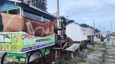 কুয়াকাটা সৈকতের সৌন্দর্য নষ্ট করছে ঝুপড়ি ঘর