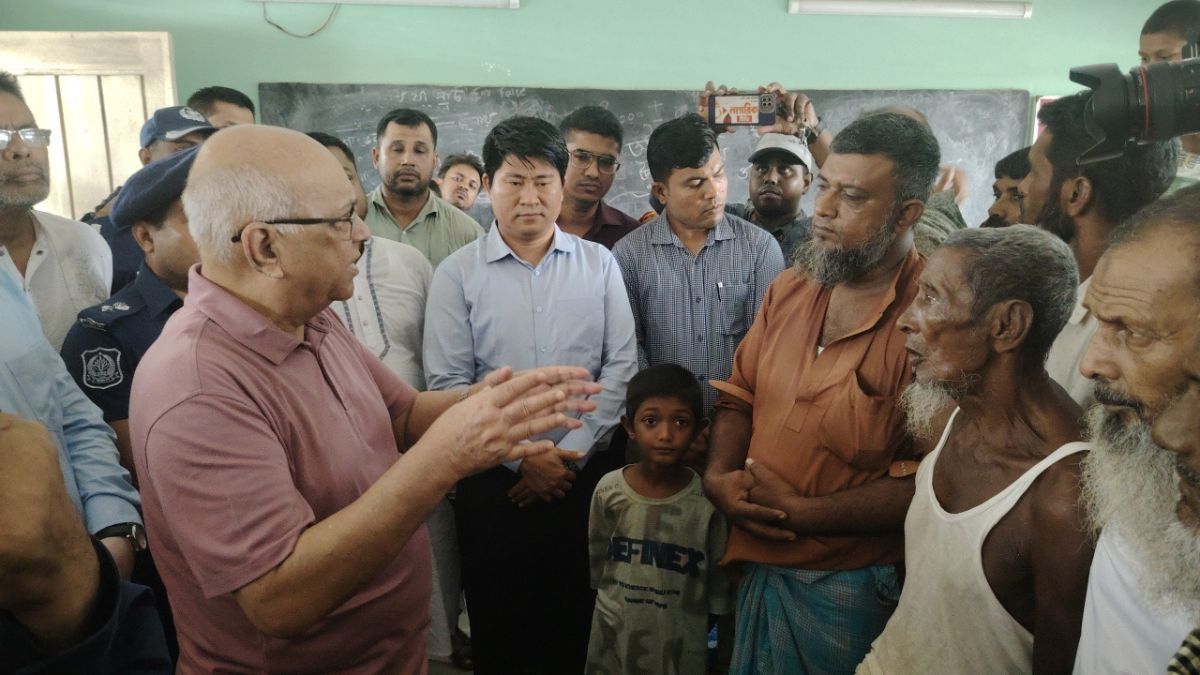 উত্তর ফেনীর বাঁধ দিয়ে বন্যা ঠেকানো সম্ভব নয় : ফারুক ই আজম