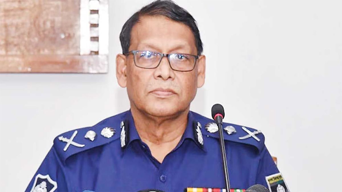 চাঁদাবাজ-দলবাজদের বিরুদ্ধে মাঠে পুলিশ, দেশজুড়ে হচ্ছে তালিকা