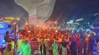 রূপগঞ্জে সন্ত্রাস-চাঁদাবাজির বিরুদ্ধে মশাল মিছিল