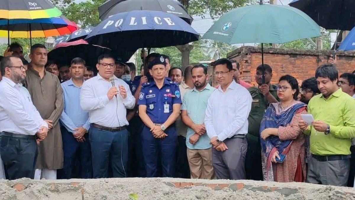 কুমিল্লায় শহীদদের স্মরণে নির্মিত হচ্ছে ‘জুলাই স্মৃতিস্তম্ভ’