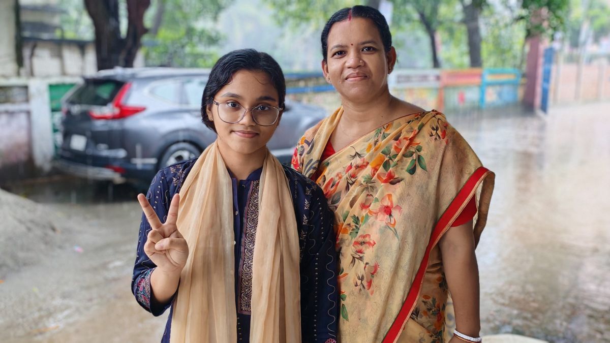 এসএসসিতে কুমিল্লা বোর্ডে শীর্ষে অনামিকা