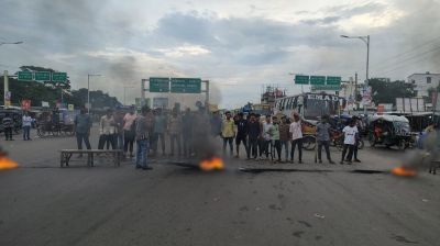 গোপালগঞ্জে হামলার প্রতিবাদে ভাঙ্গায় এনসিপির সড়ক অবরোধ