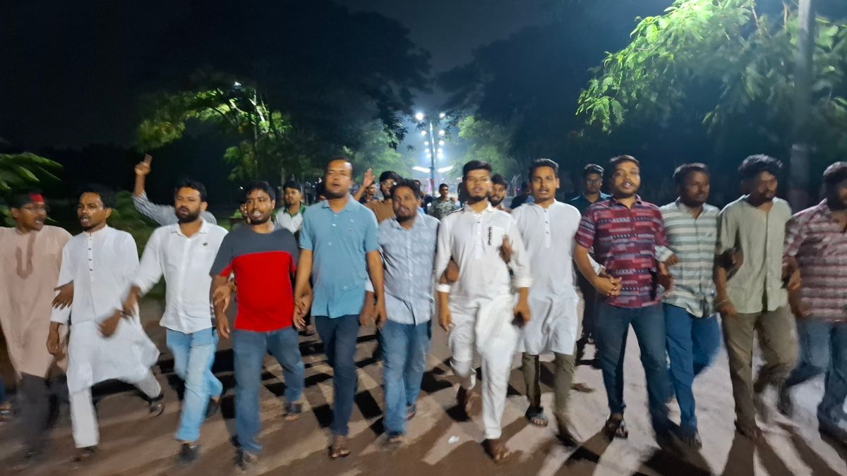 বেরোবিতে দেয়ালে ‘জয় বাংলা’, জড়িতদের ধরতে ২৪ ঘণ্টার আল্টিমেটাম