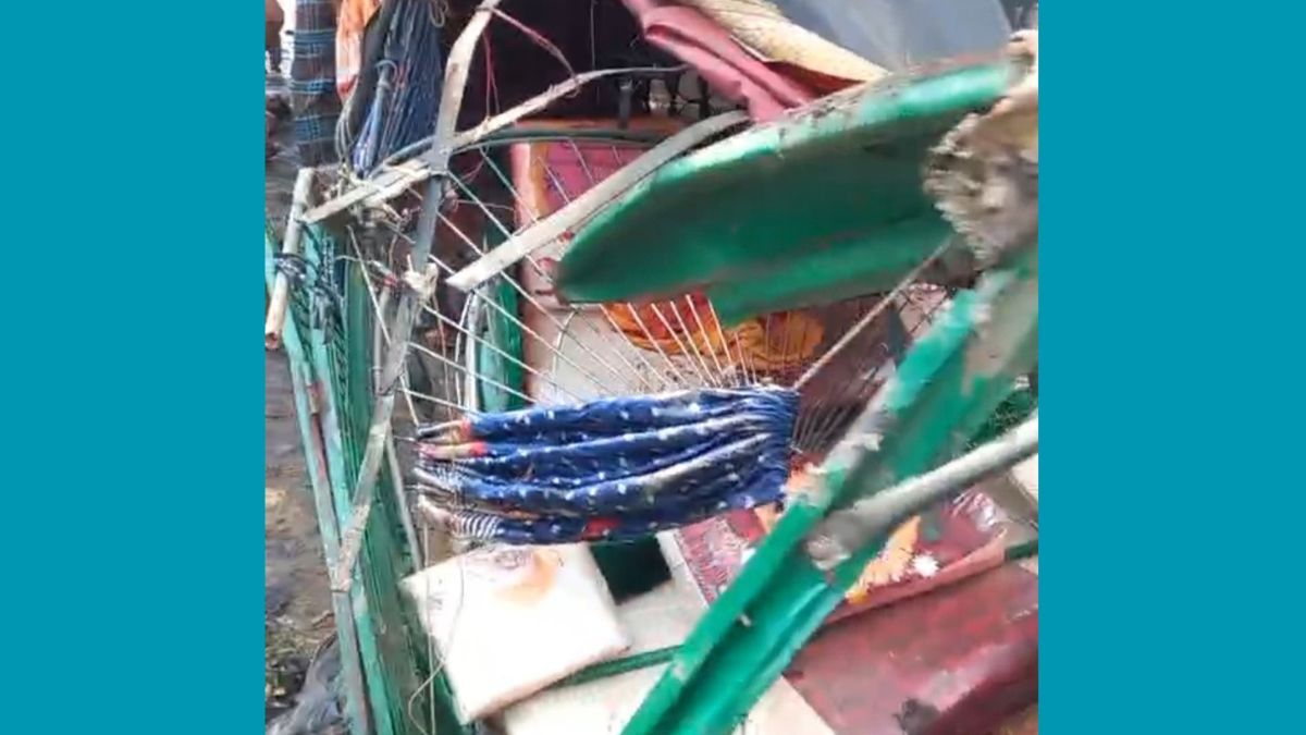 গাজীপুরে ট্রাক-সিএনজির সংঘর্ষে নারীসহ নিহত ৪