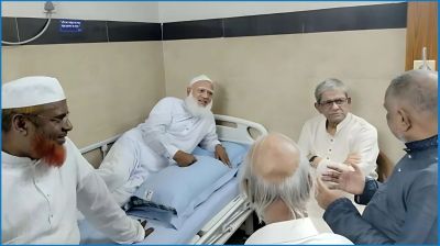 জামায়াত আমিরকে দেখতে হাসপাতালে মির্জা ফখরুল