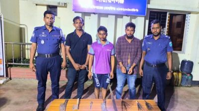 রূপগঞ্জে ইয়াবা-অস্ত্রসহ গ্রেপ্তার ৩
