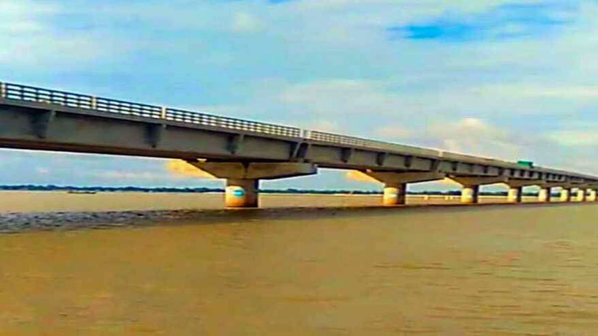 বিপৎসীমার কাছাকাছি তিস্তার পানি, খুলে দেওয়া হয়েছে ব্যারেজের ৪৪ গেট