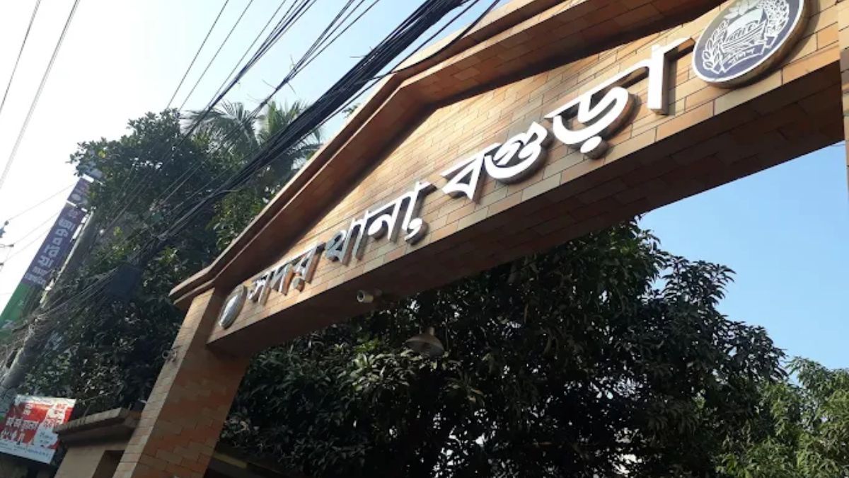 বগুড়ায় চাঁদাবাজির অভিযোগে তোতা গ্রেপ্তার