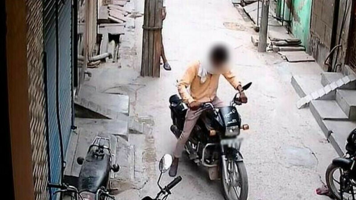 লাহোরে ছয় মাসে ৬ হাজারেরও বেশি মোটরসাইকেল চুরি-ছিনতাই