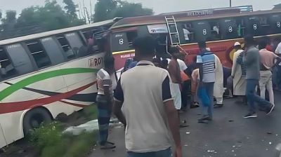 ফরিদপুরে দুই বাসের মুখোমুখি সংঘর্ষ, নিহত ৩