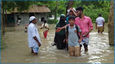 চাঁদপুর মেঘনার পানি বিপৎসীমার ওপরে, উপকূলীয় অঞ্চল প্লাবিত