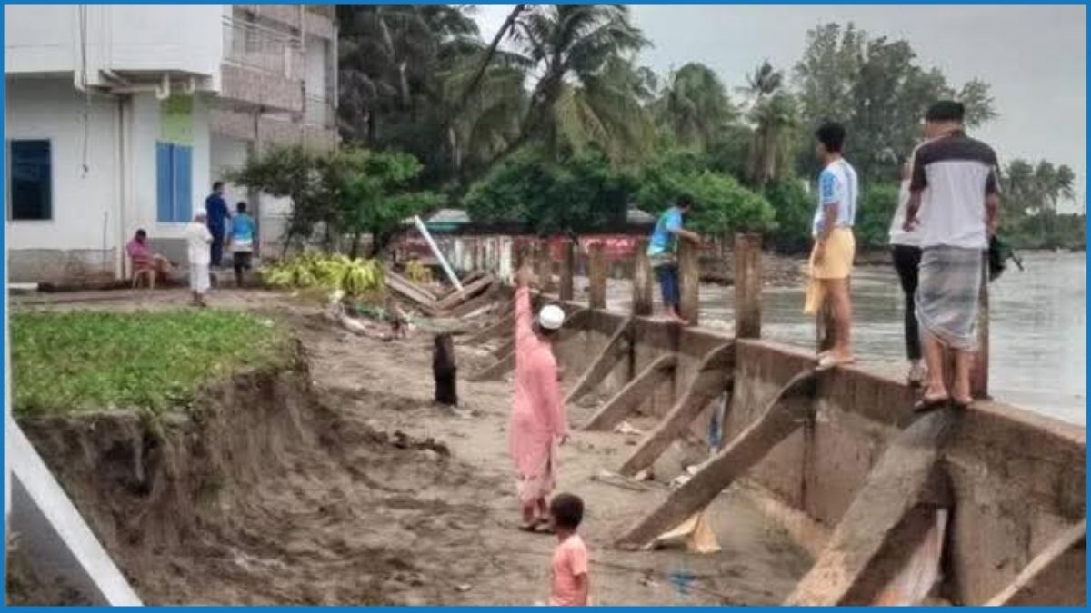 ভাঙনের কবলে সেন্টমার্টিন, বেড়িবাঁধ না হলে বিলীনের শঙ্কা
