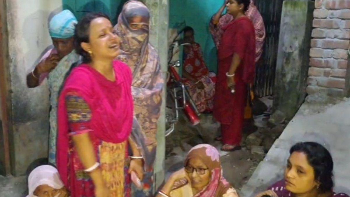 মাগুরায় ব্যবসায়ীকে গলাকেটে হত্যা