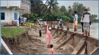 ভাঙনের কবলে সেন্টমার্টিন, বেড়িবাঁধ না হলে বিলীনের শঙ্কা