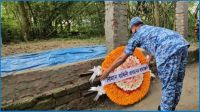 নিহত মাহতাবের সমাধিতে বিমান বাহিনীর শ্রদ্ধা