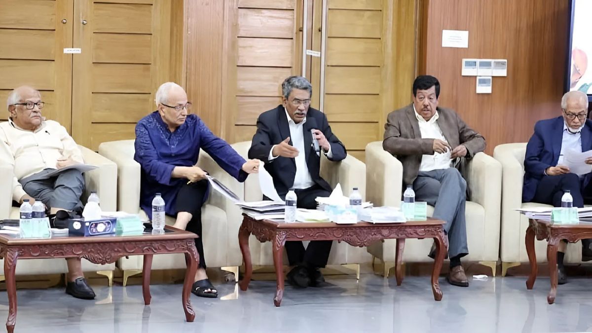 ২-৩ দিনের মধ্যেই জুলাই সনদ চূড়ান্ত প্রক্রিয়ায় পৌঁছাবে : আলী রীয়াজ