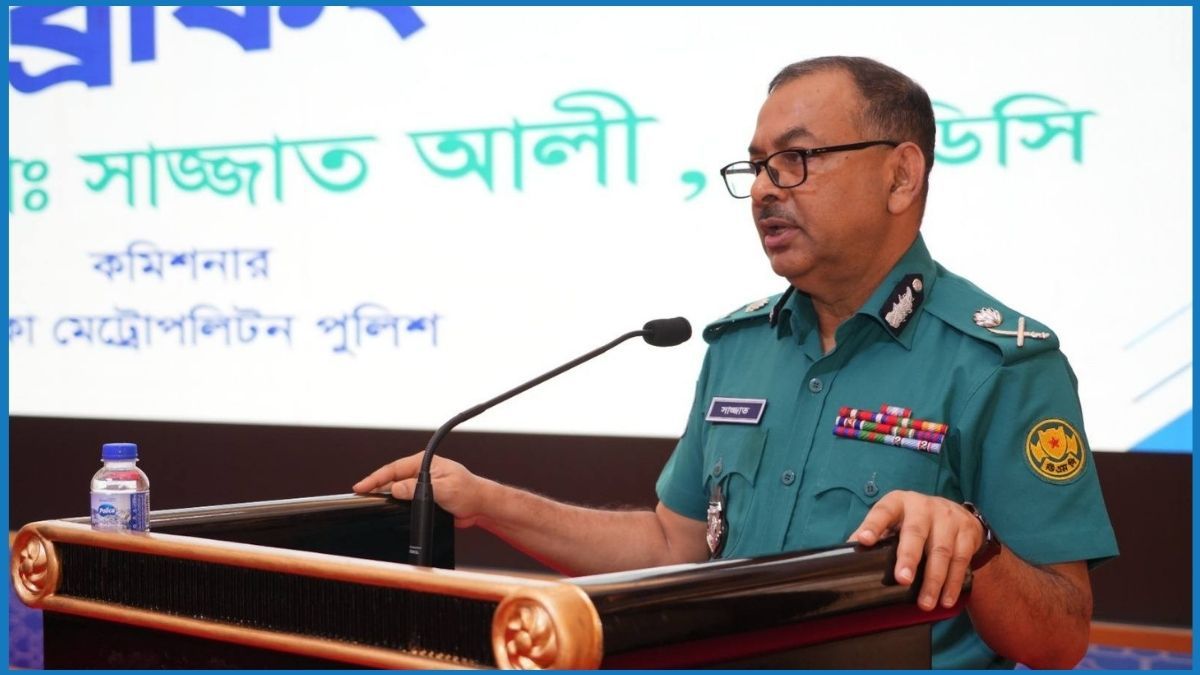 ডিএমপির এসআইদের পেশাদারিত্ব ও স্বচ্ছতার আহ্বান কমিশনারের