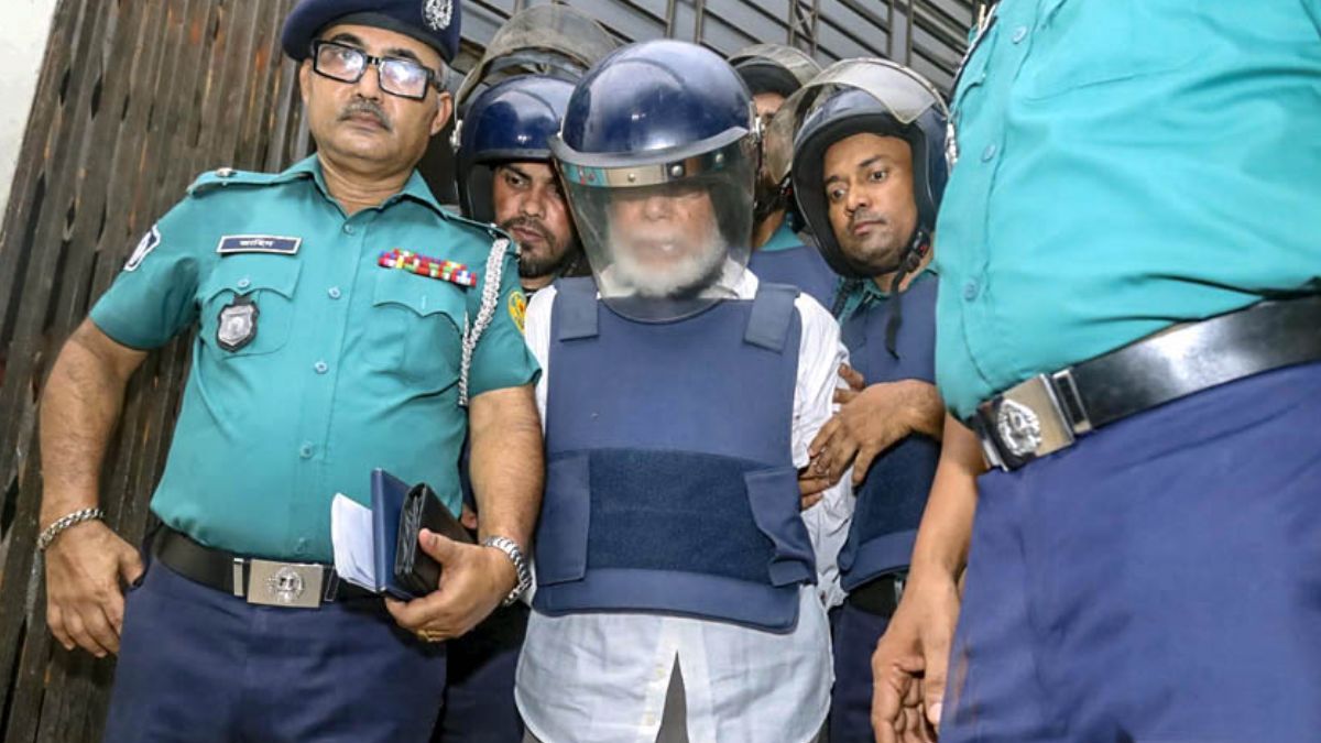 নারায়ণগঞ্জের মামলায় সাবেক প্রধান বিচারপতি খায়রুল হককে শ্যোন অ্যারেস্ট
