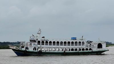 ৩ দিন বন্ধ থাকার পর ভোলার ১০ নৌরুটে লঞ্চ চলাচল শুরু