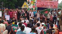 জুলাই সনদের দাবিতে দ্বিতীয় দিনের মতো শাহবাগ অবরোধ