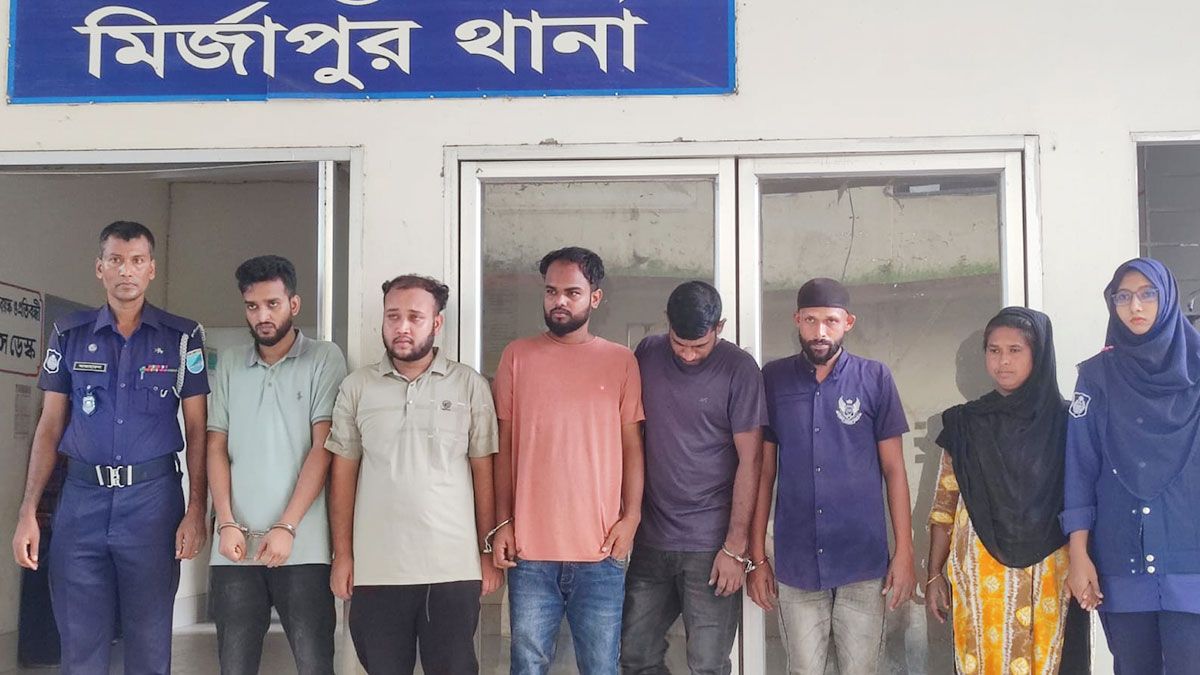 টাঙ্গাইলে স্বামীকে অপহরণ করে মুক্তিপণ দাবি দ্বিতীয় স্ত্রীর, গ্রেপ্তার ৬