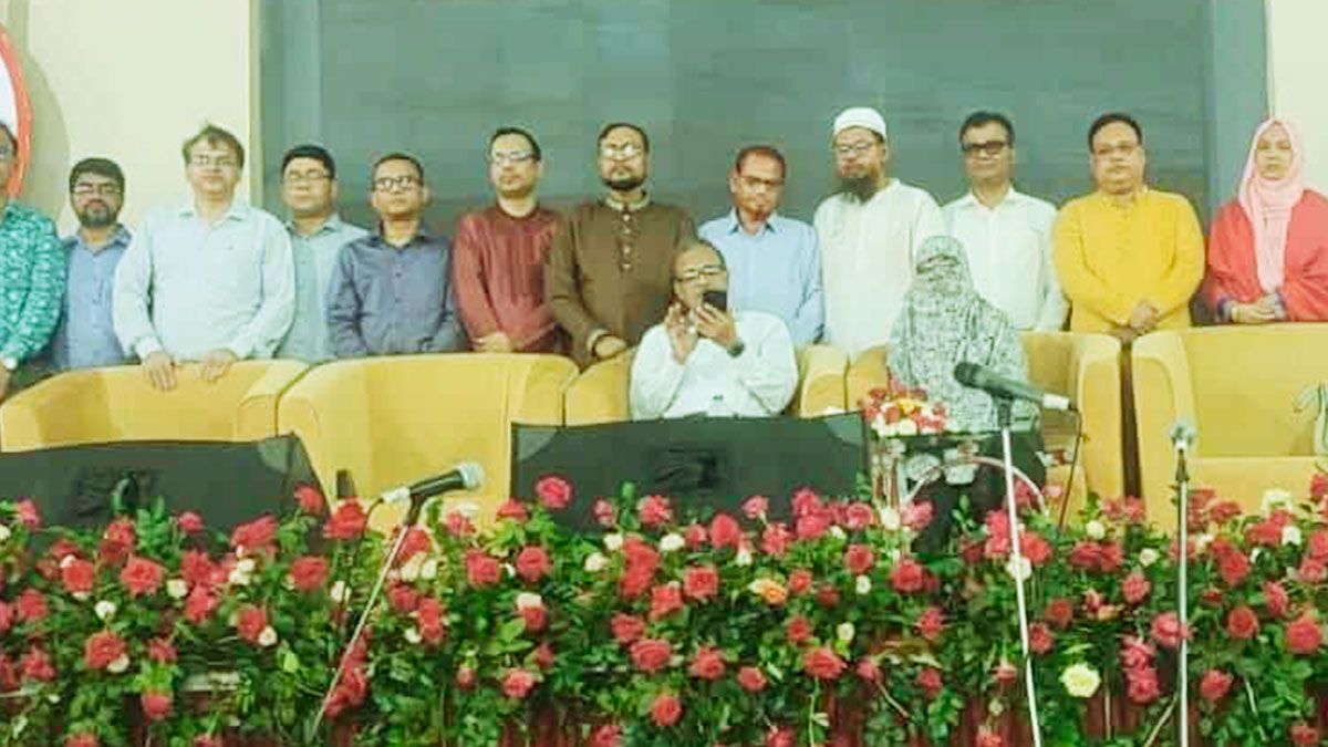 জুলাই যোদ্ধাদের ছাড়াই জবিতে গণঅভ্যুত্থানের বর্ষপূর্তি উদযাপন